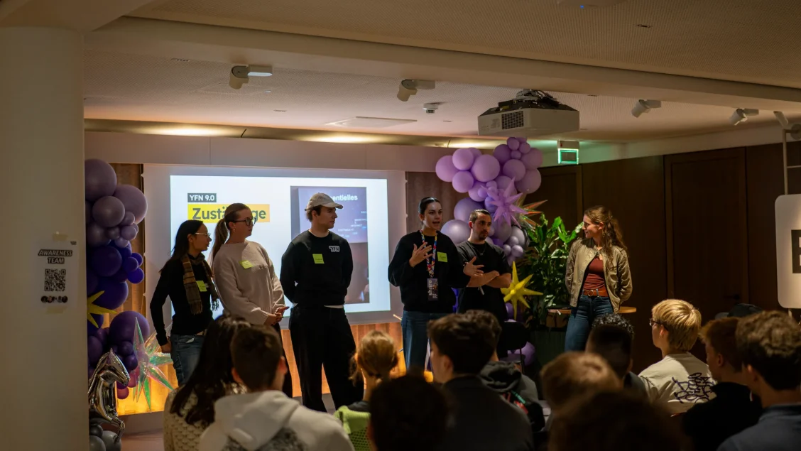 Your Idea At Stage - Pitche bei unseren Events